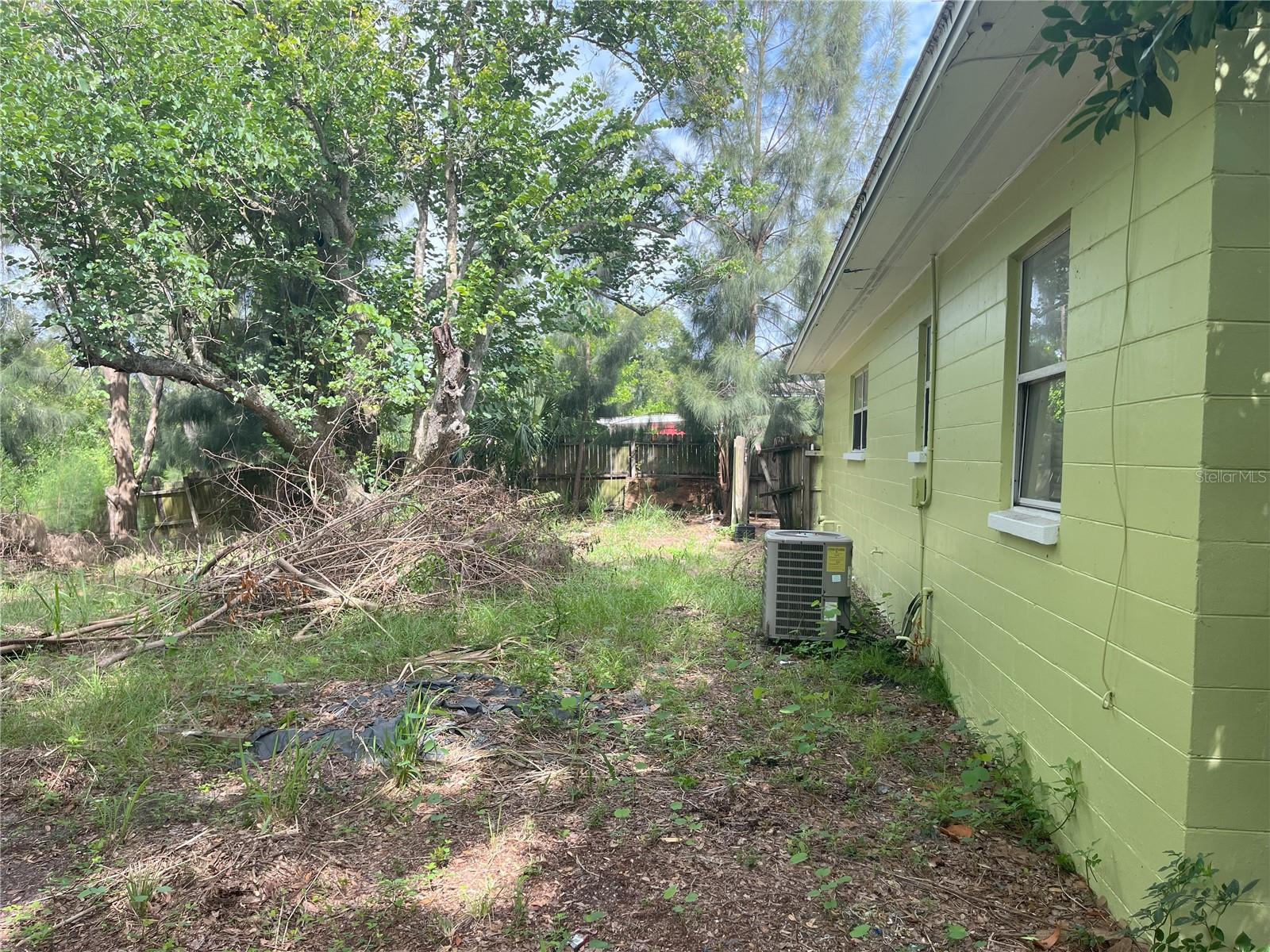 1528 Stevensons, Clearwater, FL 33755