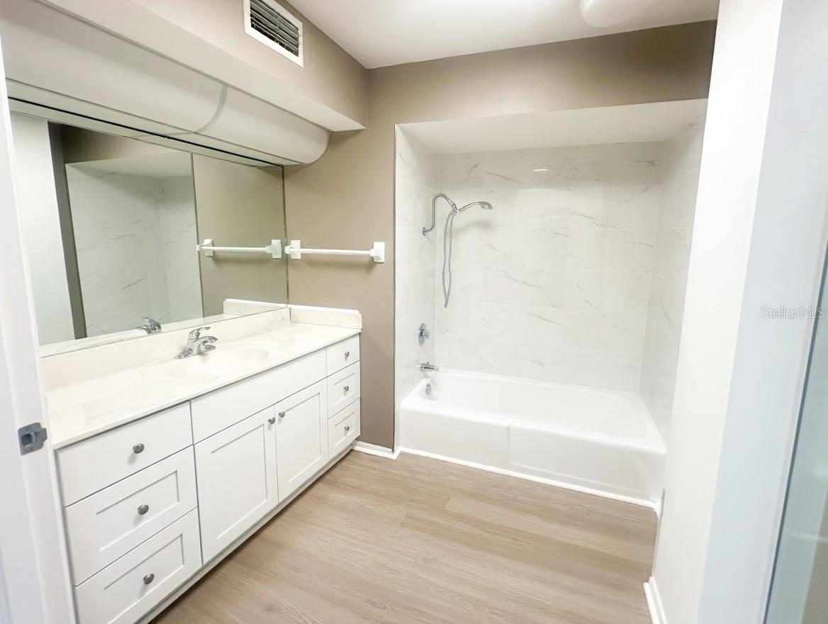 3280 Southfield Unit 804, Sarasota, FL 34239