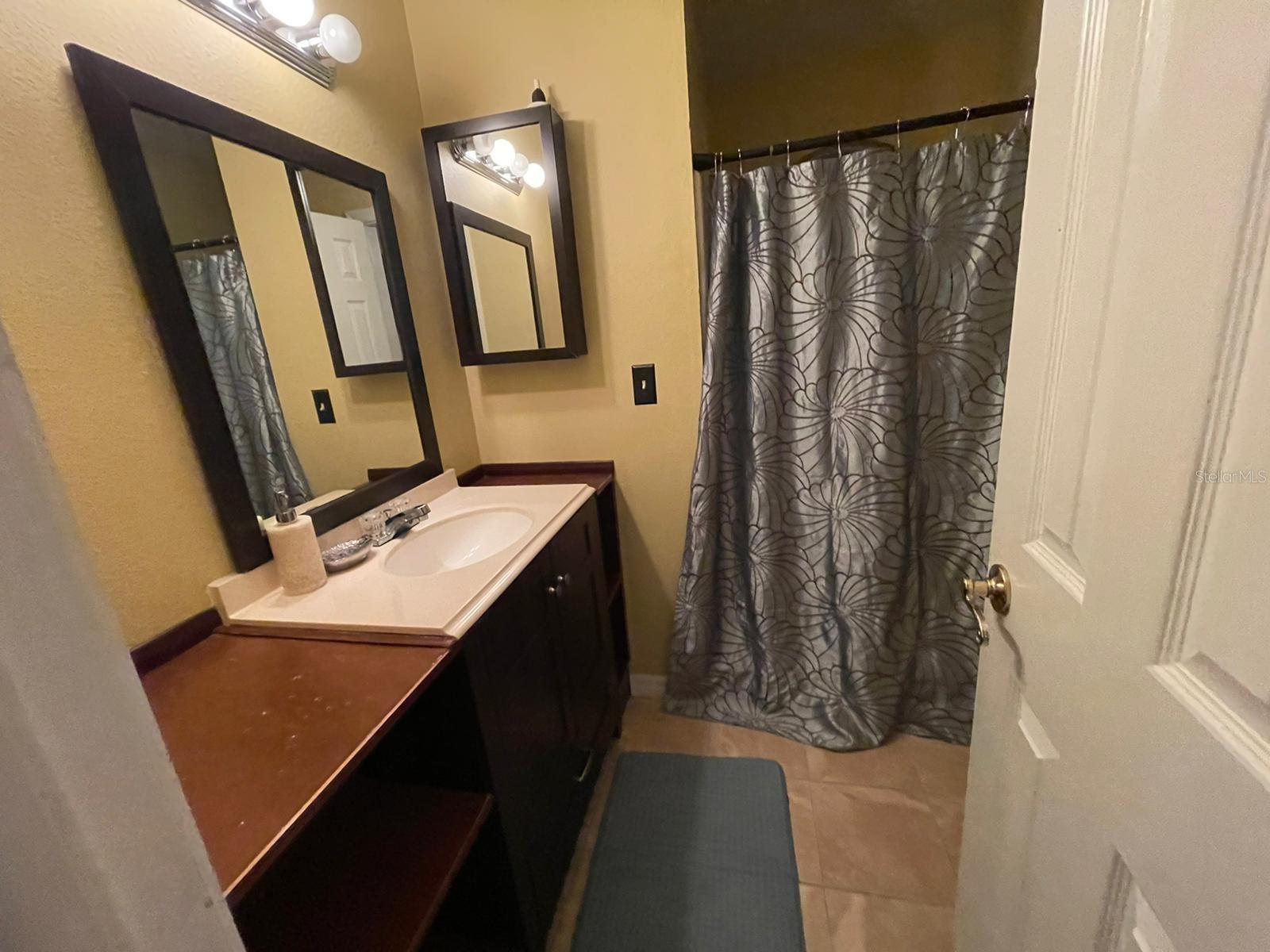 2456 Sweetwater Club Unit 20, Kissimmee, FL 34746