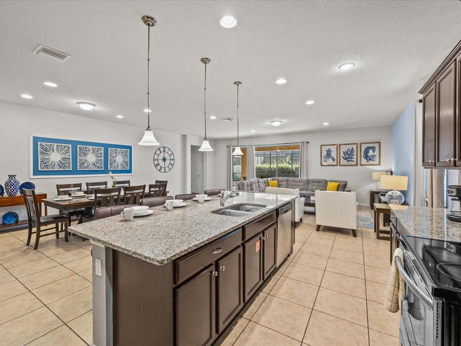 8832 Macapa, Kissimmee, FL 34747
