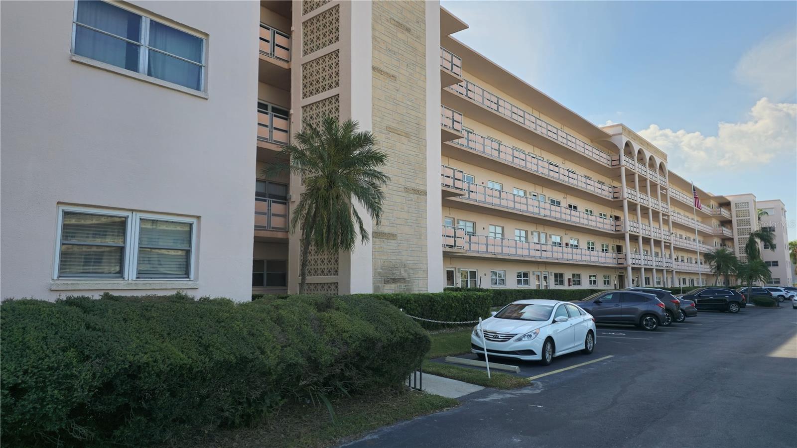 5623 80th St N Unit 510, St Petersburg, FL 33709