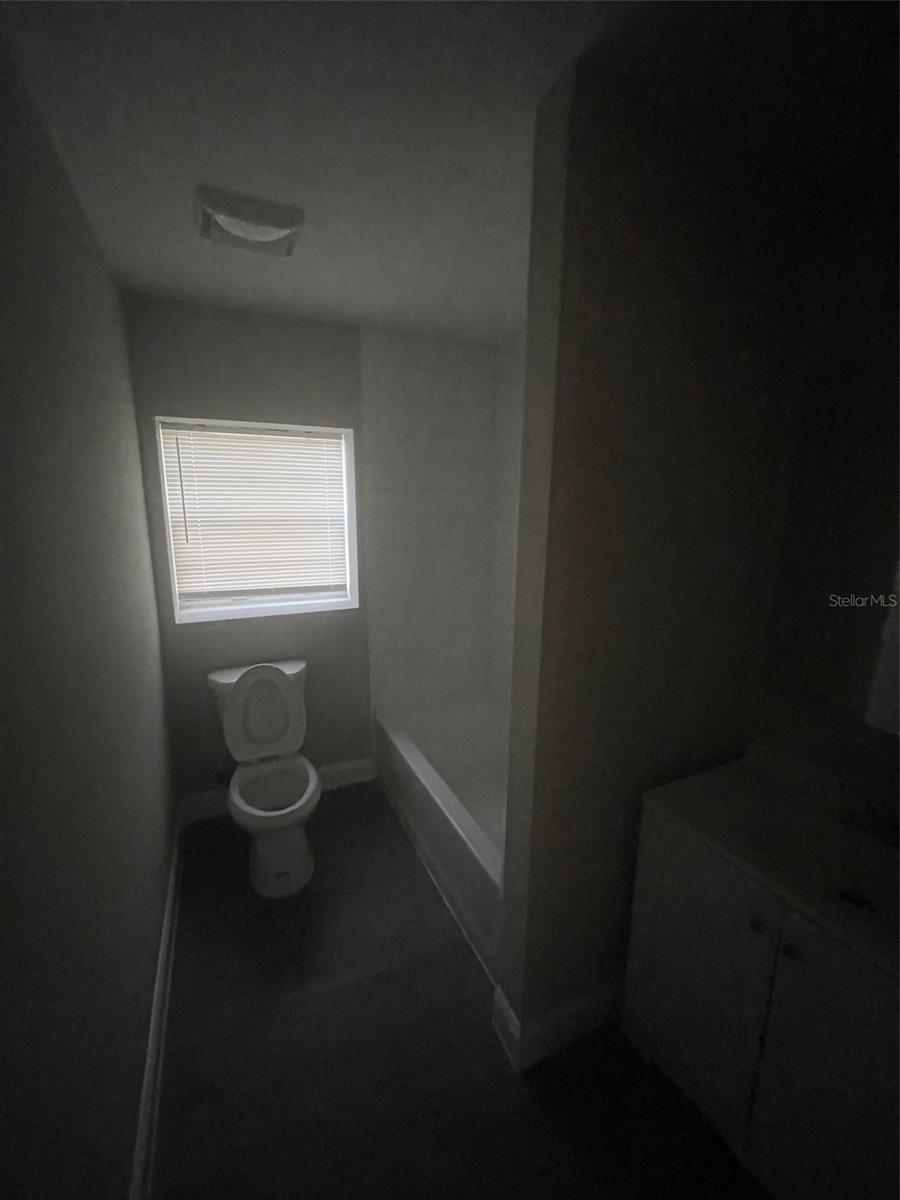 401 Martin Luther King Jr, Wildwood, FL 34785