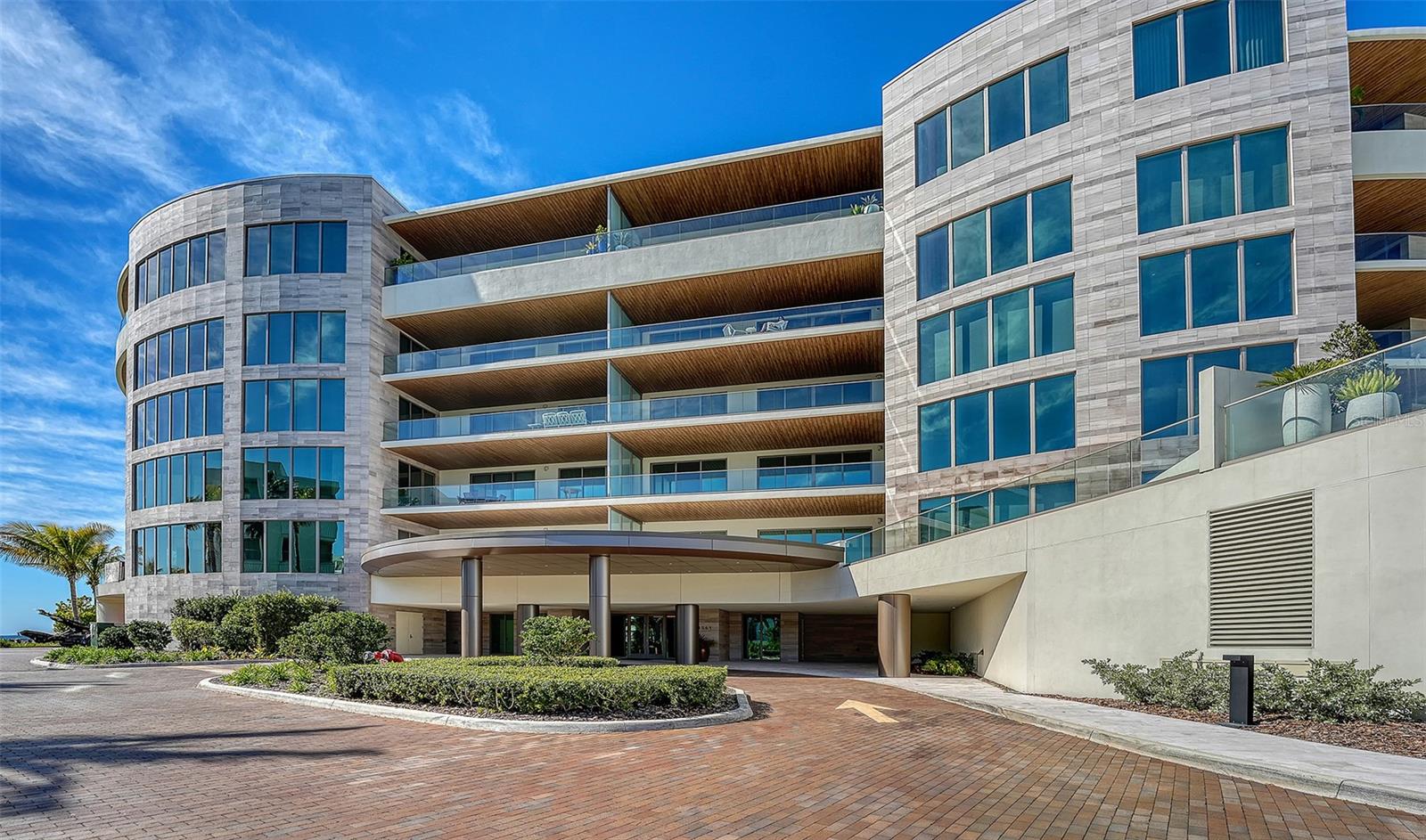 1561 Gulf of Mexico Unit 403, Longboat Key, FL 34228