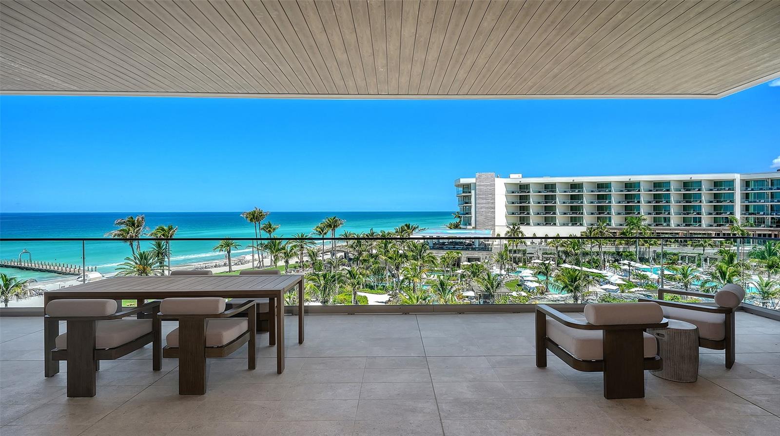 1561 Gulf of Mexico Unit 403, Longboat Key, FL 34228