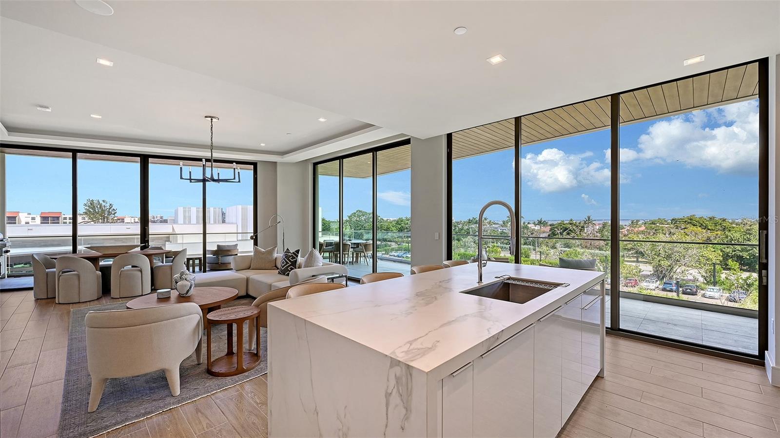 1591 Gulf of Mexico Unit 413, Longboat Key, FL 34228
