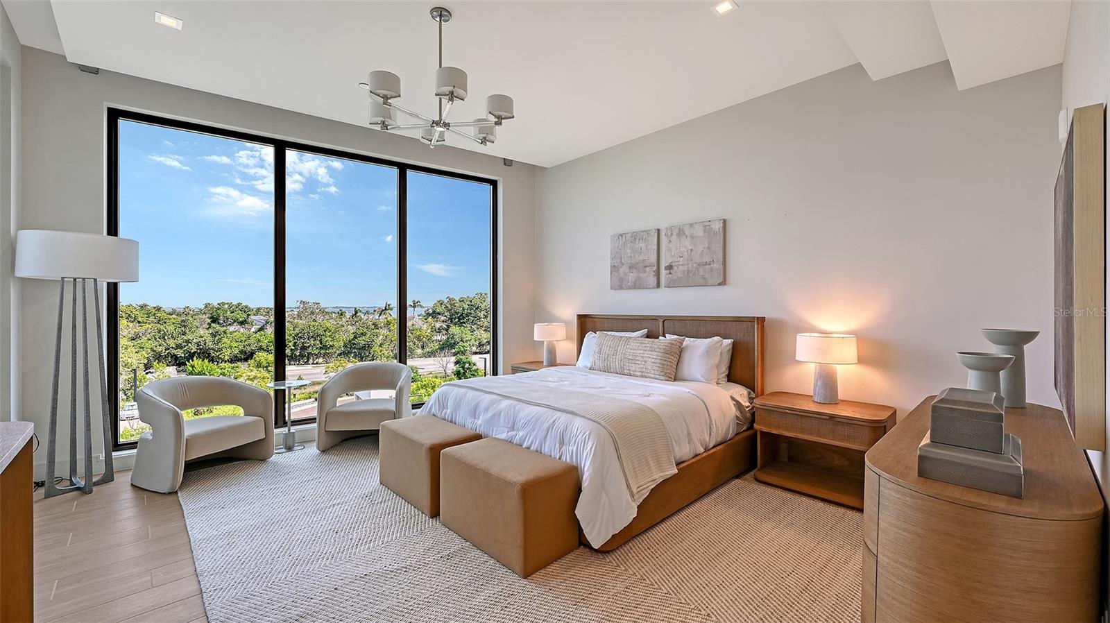 1591 Gulf of Mexico Unit 413, Longboat Key, FL 34228