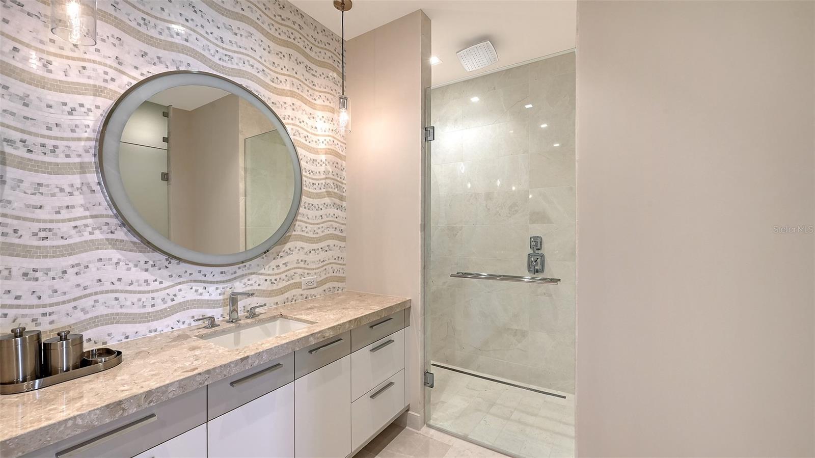 1591 Gulf of Mexico Unit 413, Longboat Key, FL 34228