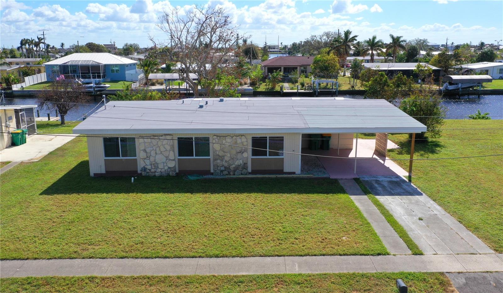 554 Lindley, Port Charlotte, FL 33952