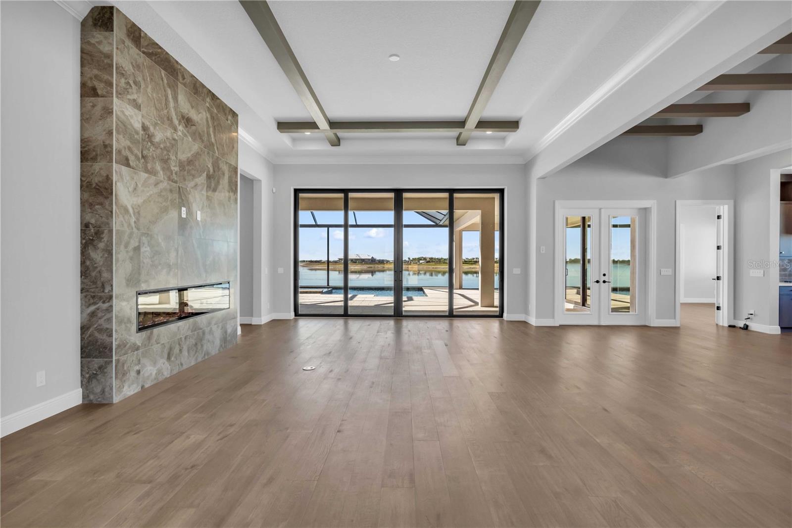 1018 Blue Shell, Sarasota, FL 34240