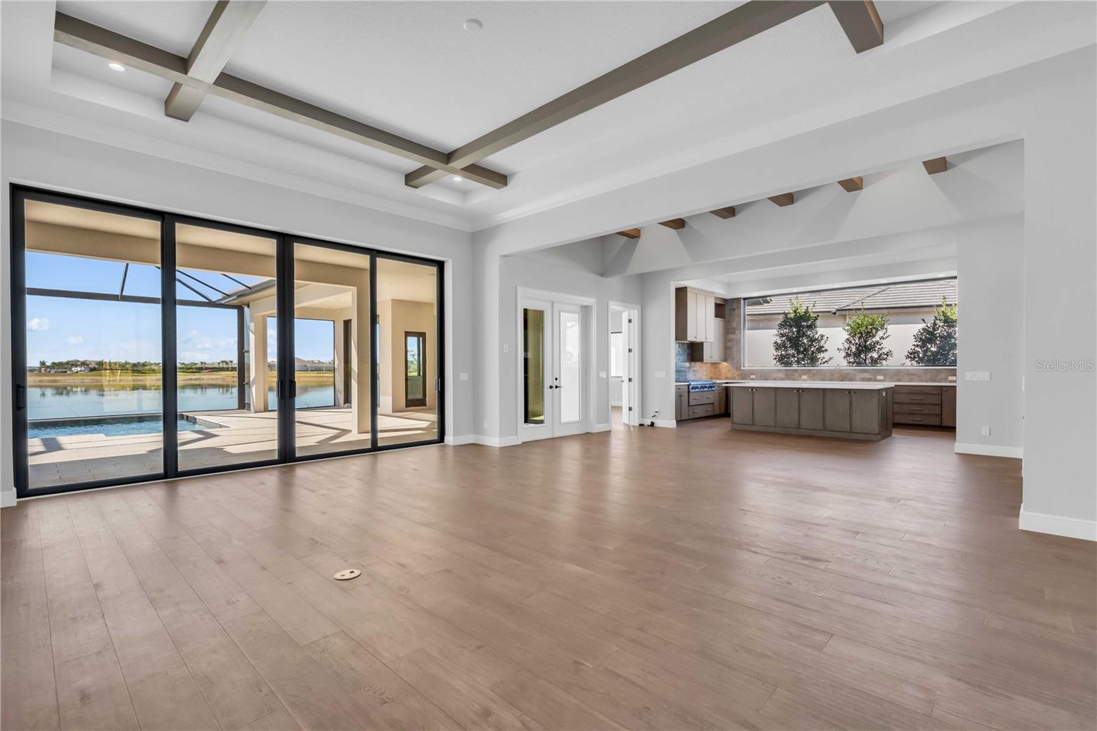 1018 Blue Shell, Sarasota, FL 34240