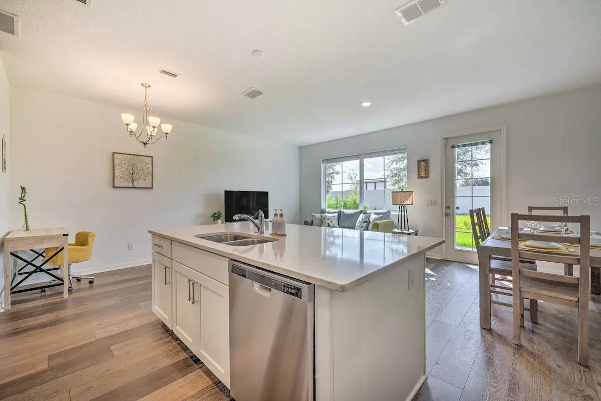709 Benoi, Davenport, FL 33896