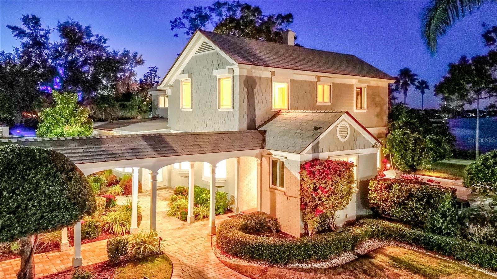 518 Riverside, Tarpon Springs, FL 34689