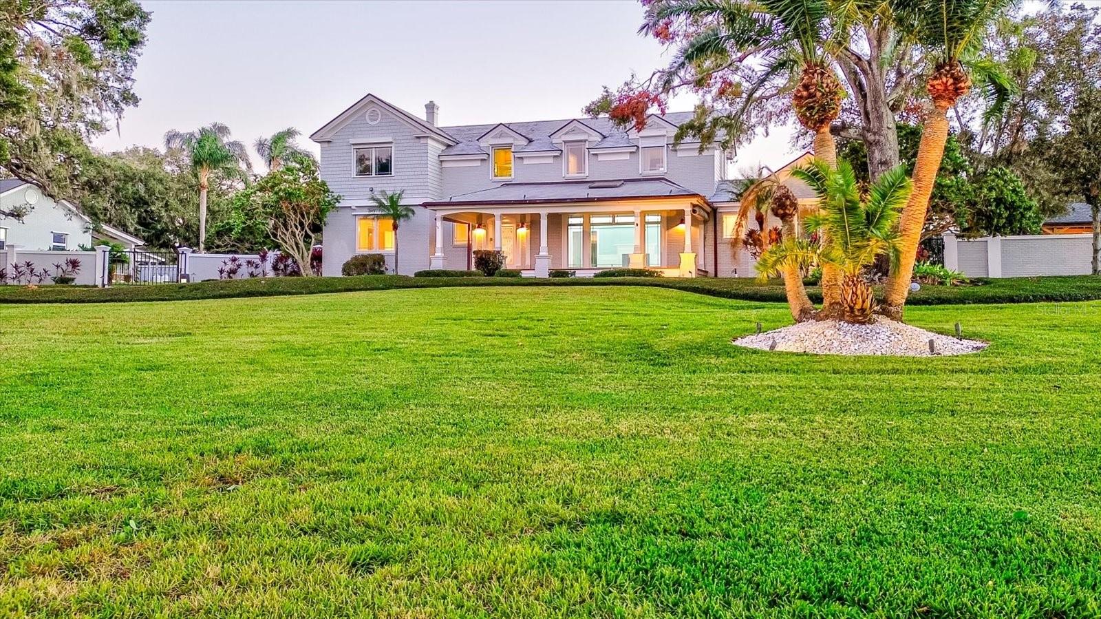 518 Riverside, Tarpon Springs, FL 34689