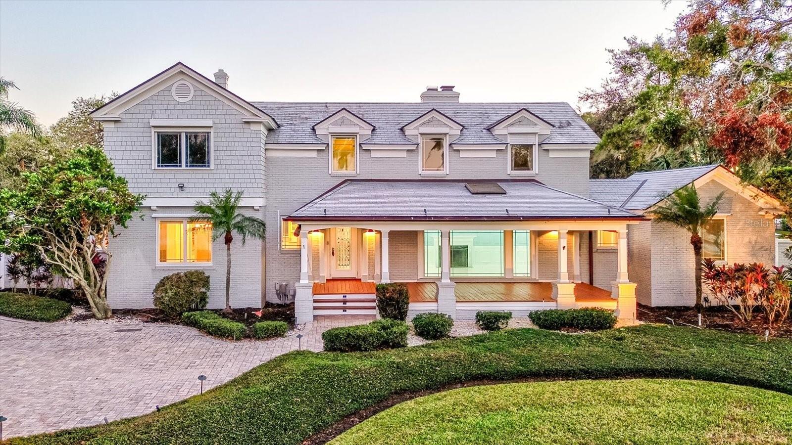 518 Riverside, Tarpon Springs, FL 34689