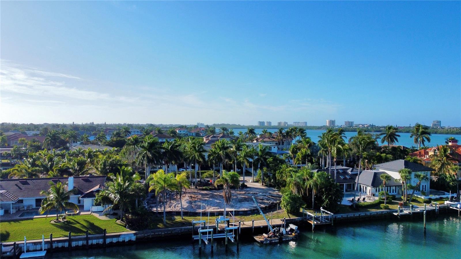 109 Warbler, Sarasota, FL 34236