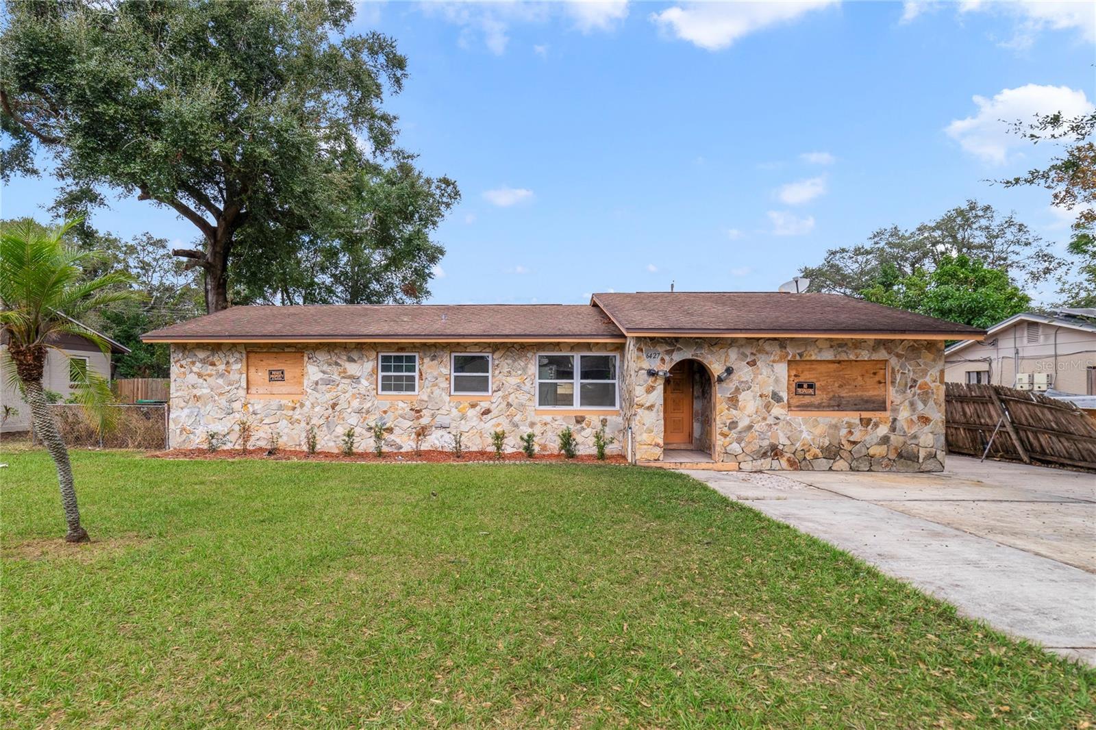 6427 Sunshine, Orlando, FL 32818