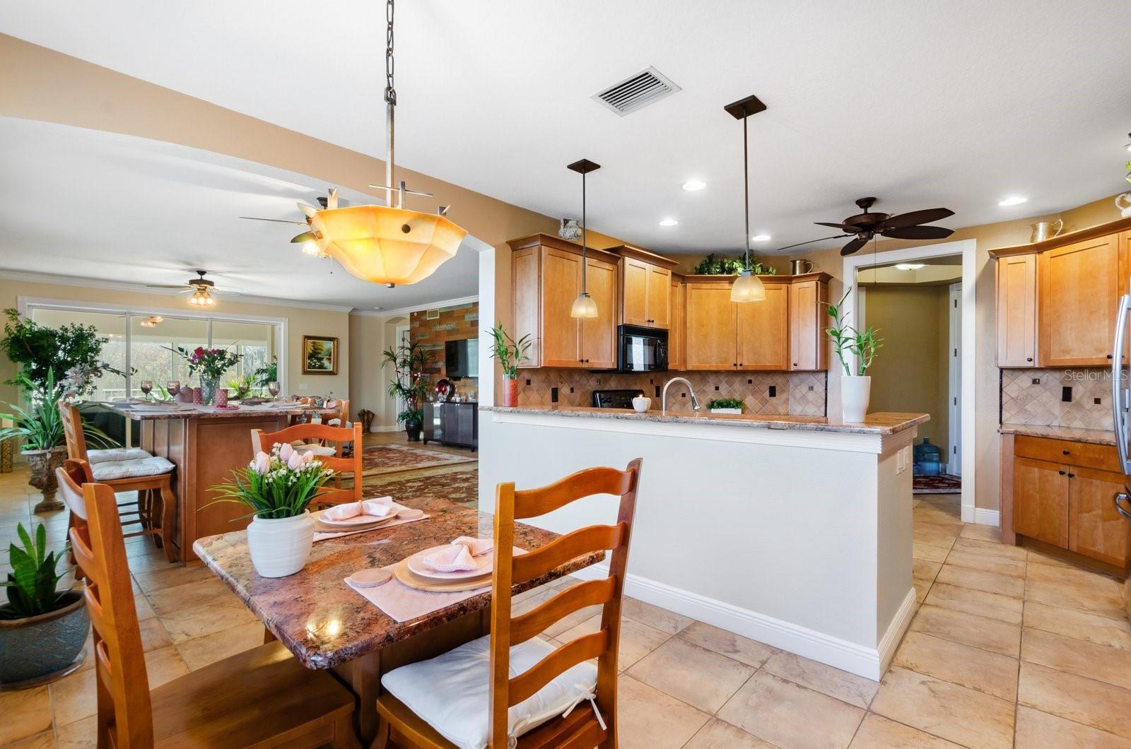 5209 Manorwood Unit 3a, Sarasota, FL 34235