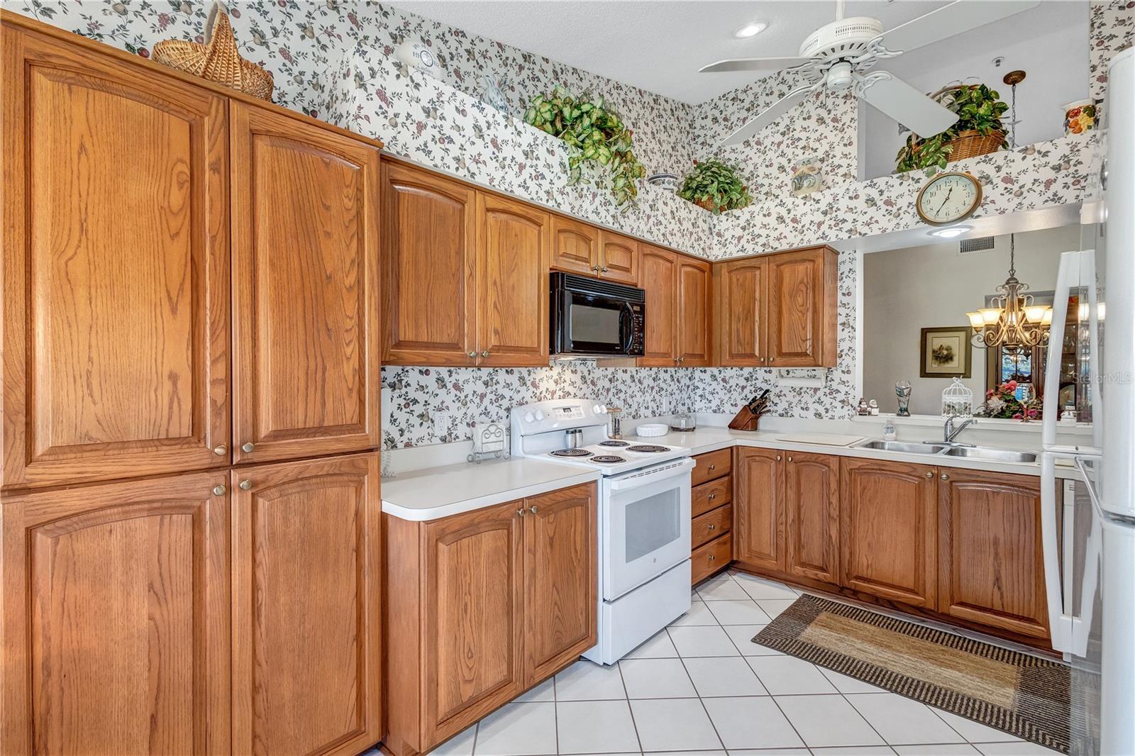 6713 Stone River Unit 205, Bradenton, FL 34203