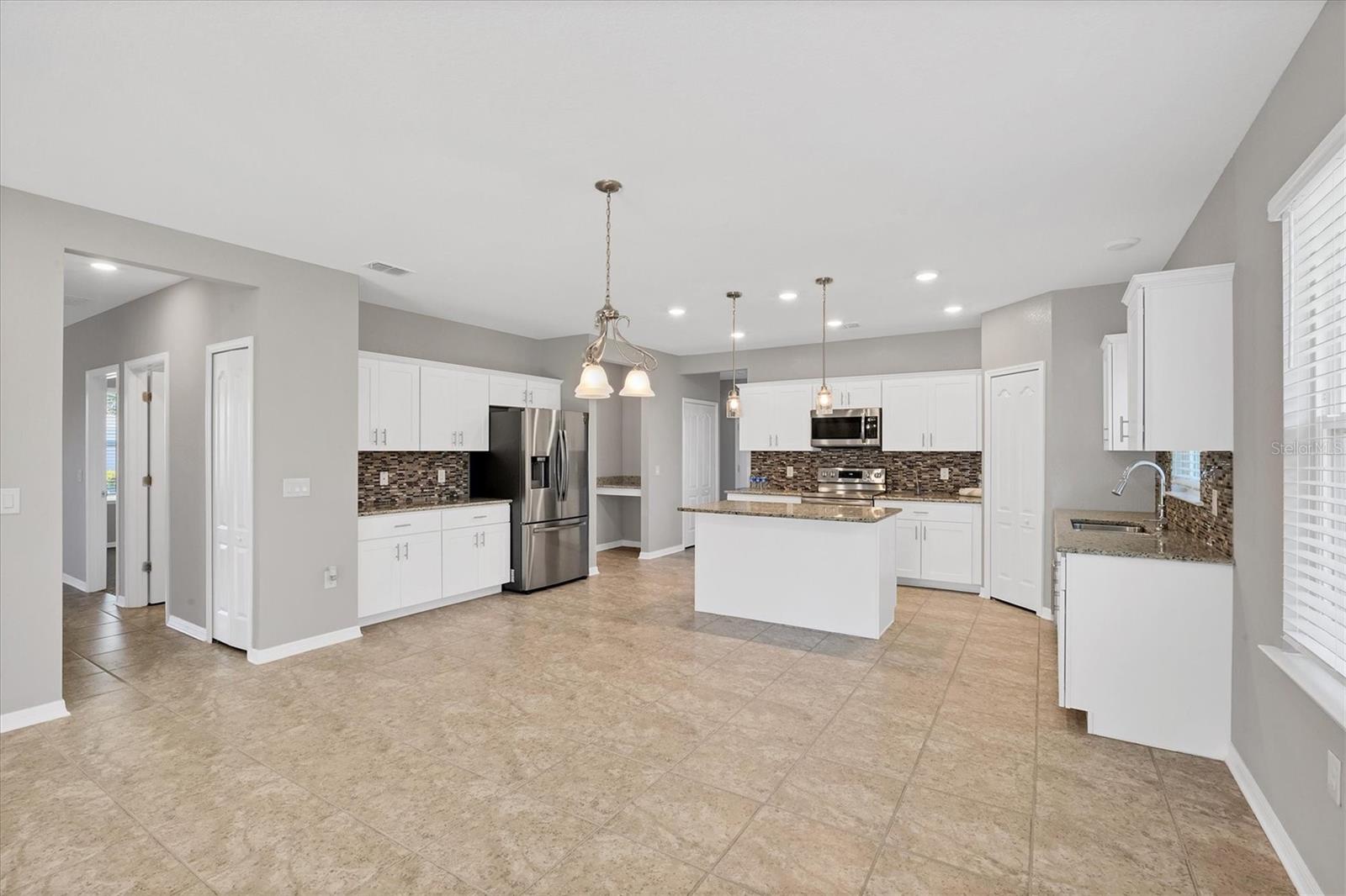 2179 W Price Blvd, North Port, FL 34286
