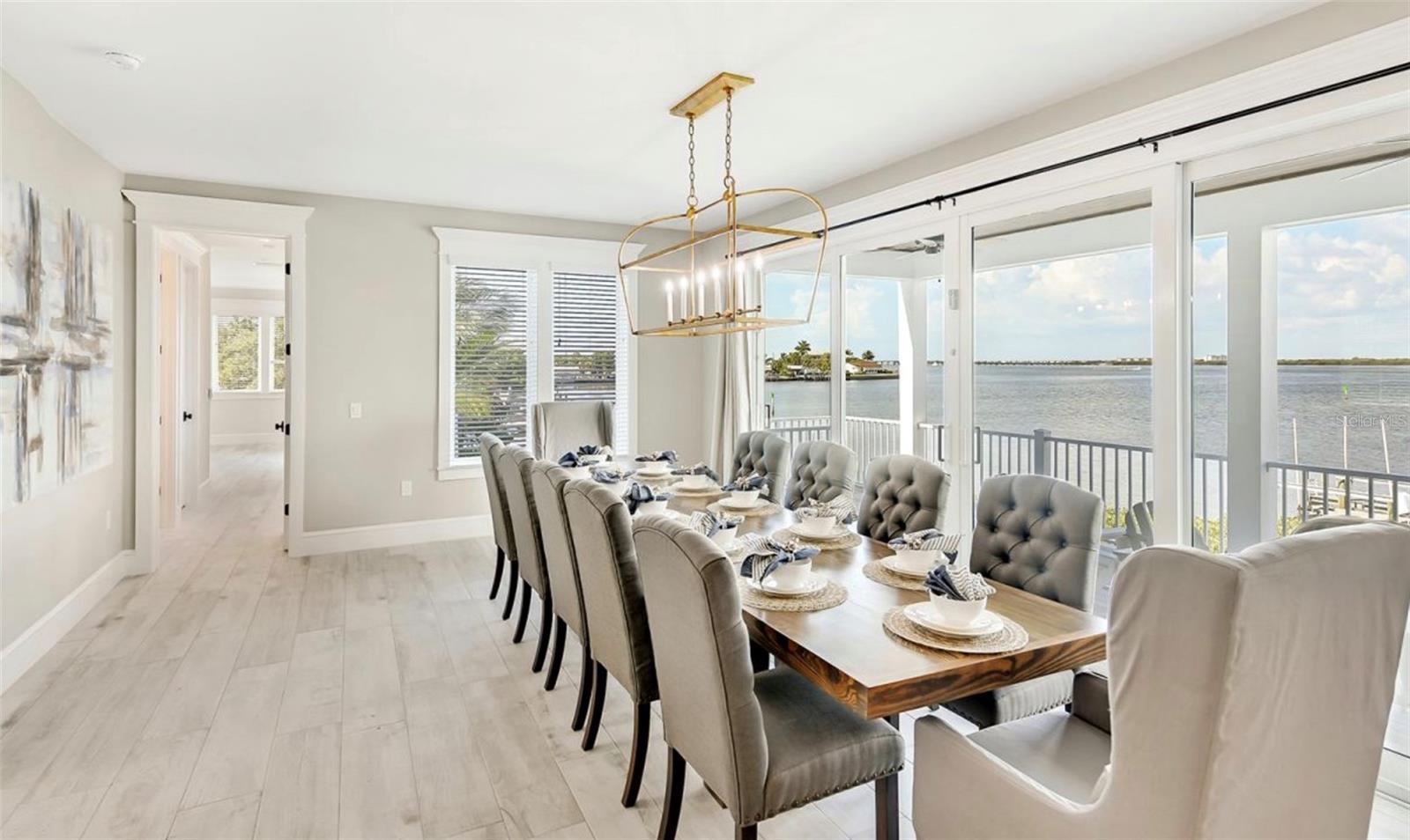 2516 Avenue A, Bradenton Beach, FL 34217