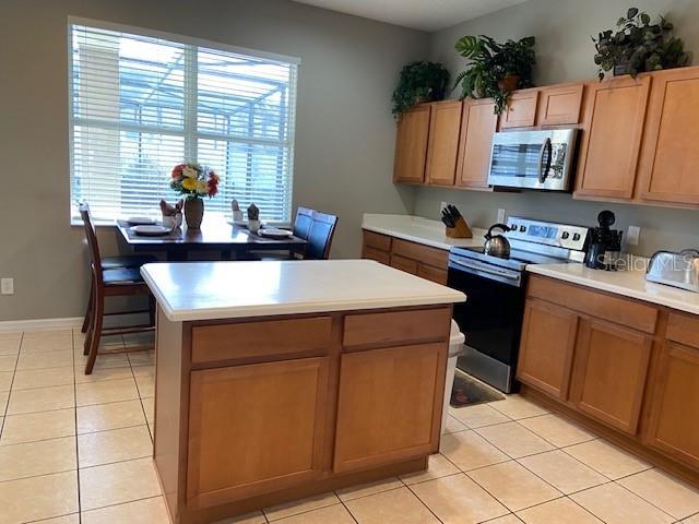 842 Sussex, Davenport, FL 33896