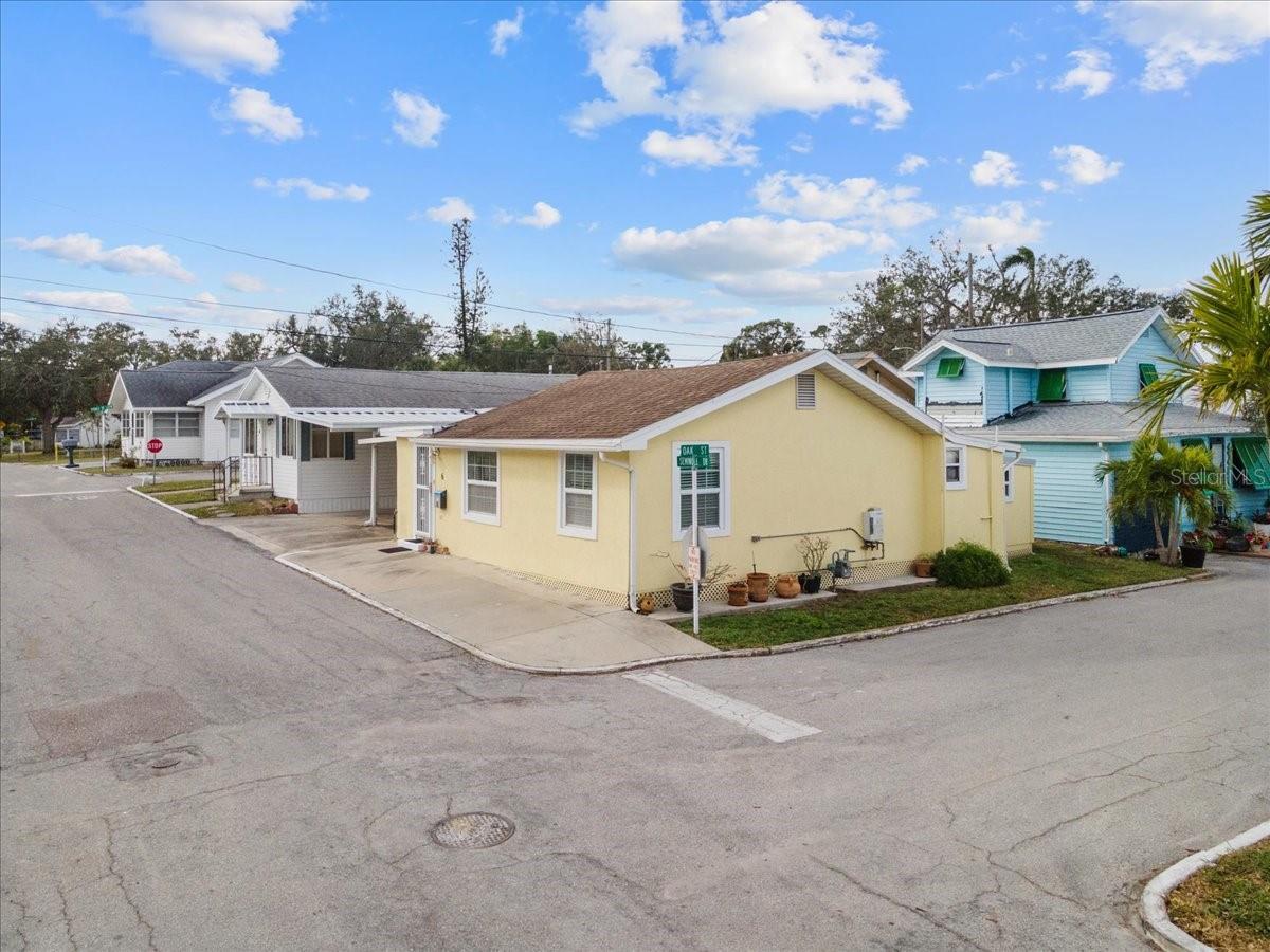 6 Seminole, Bradenton, FL 34208