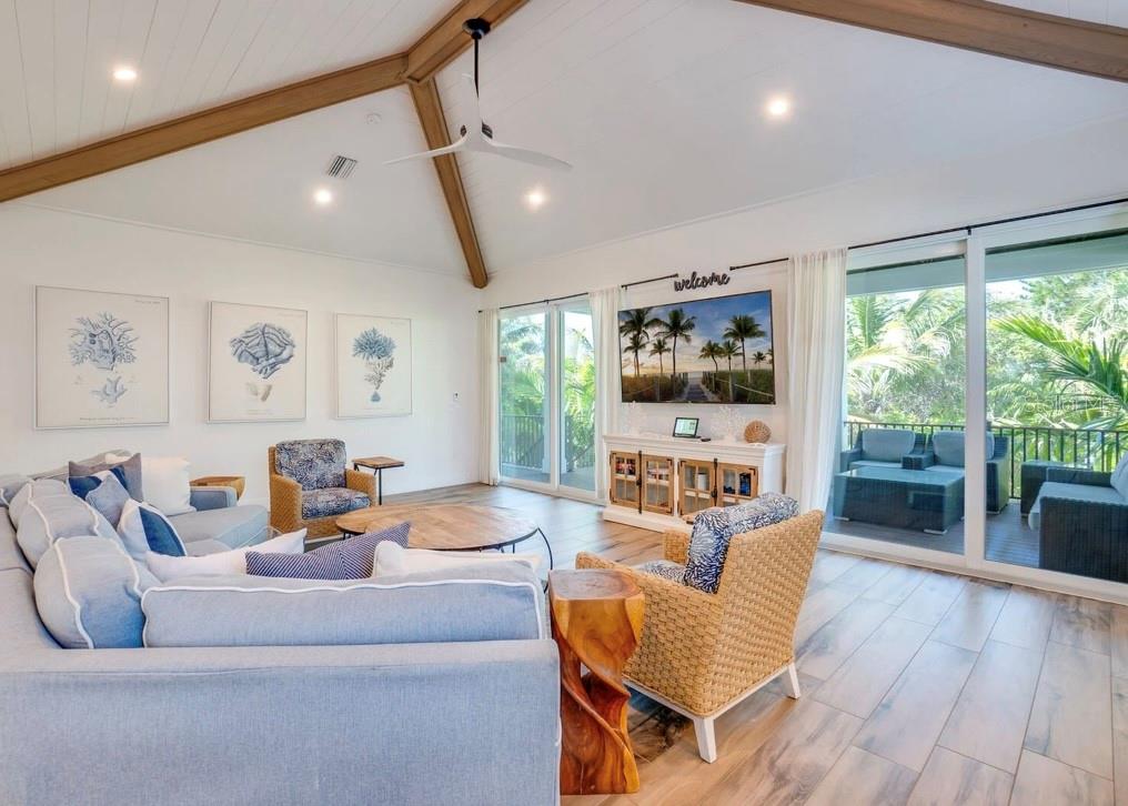 9403 Gulf Dr, Anna Maria, FL 34216