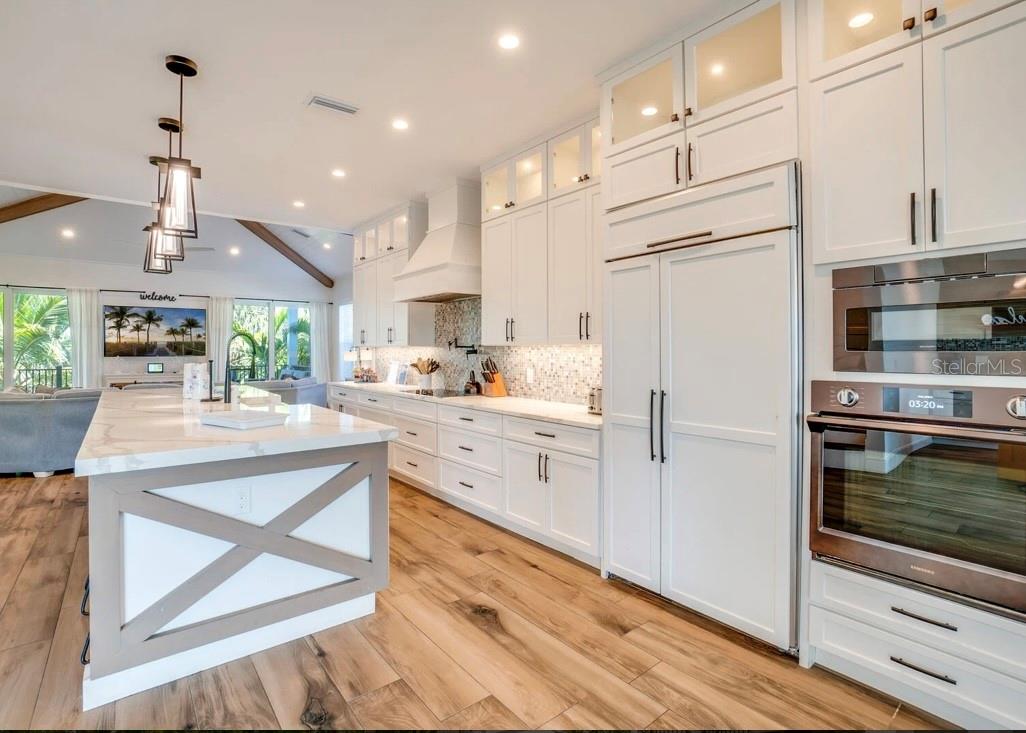 9403 Gulf Dr, Anna Maria, FL 34216