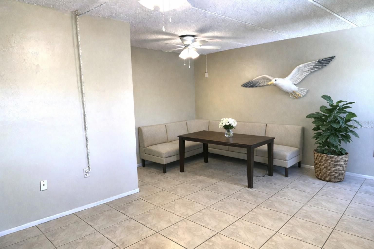 12760 Indian Rocks Unit 562, Largo, FL 33774