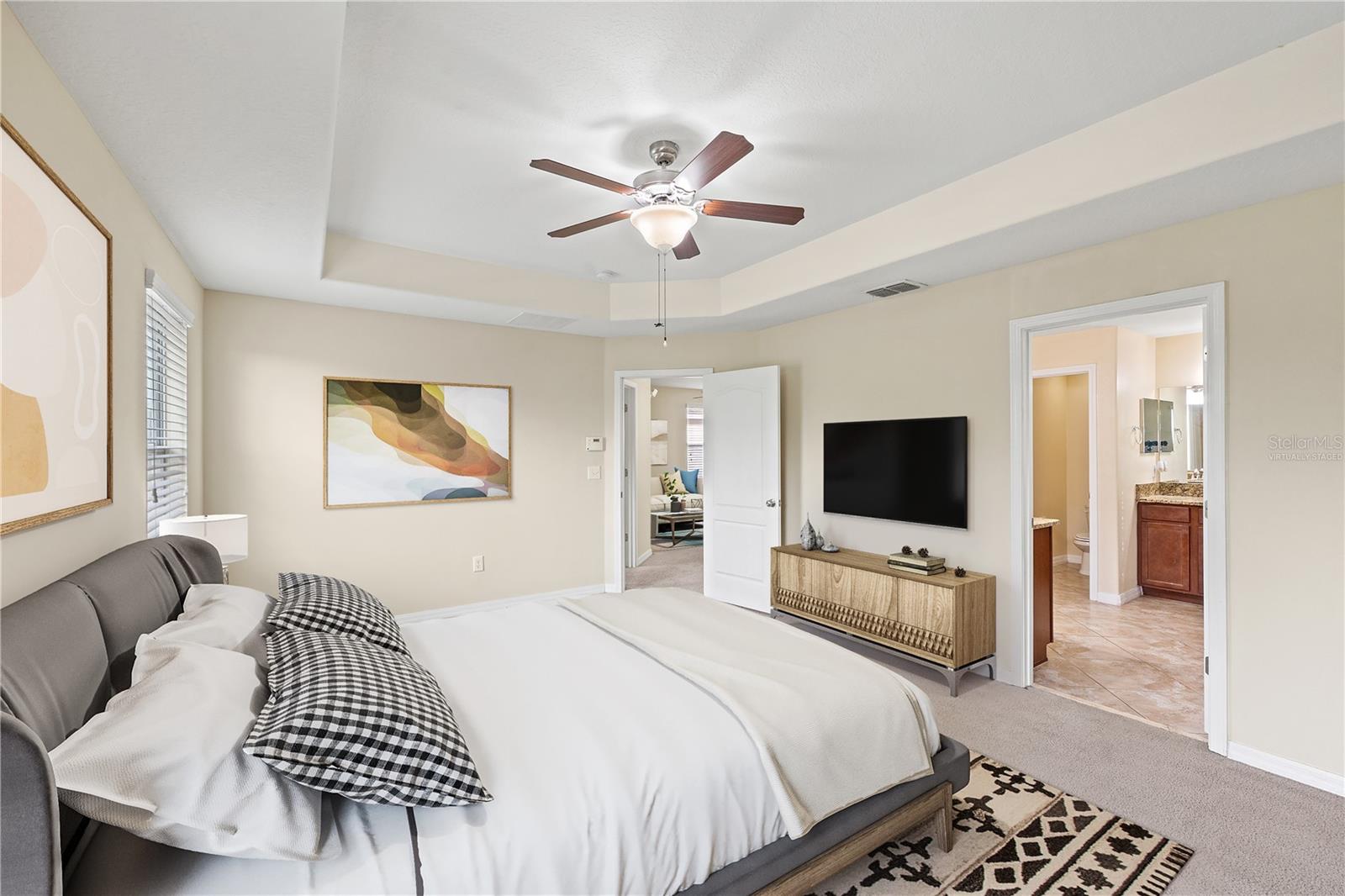 1964 Hawks View, Ruskin, FL 33570
