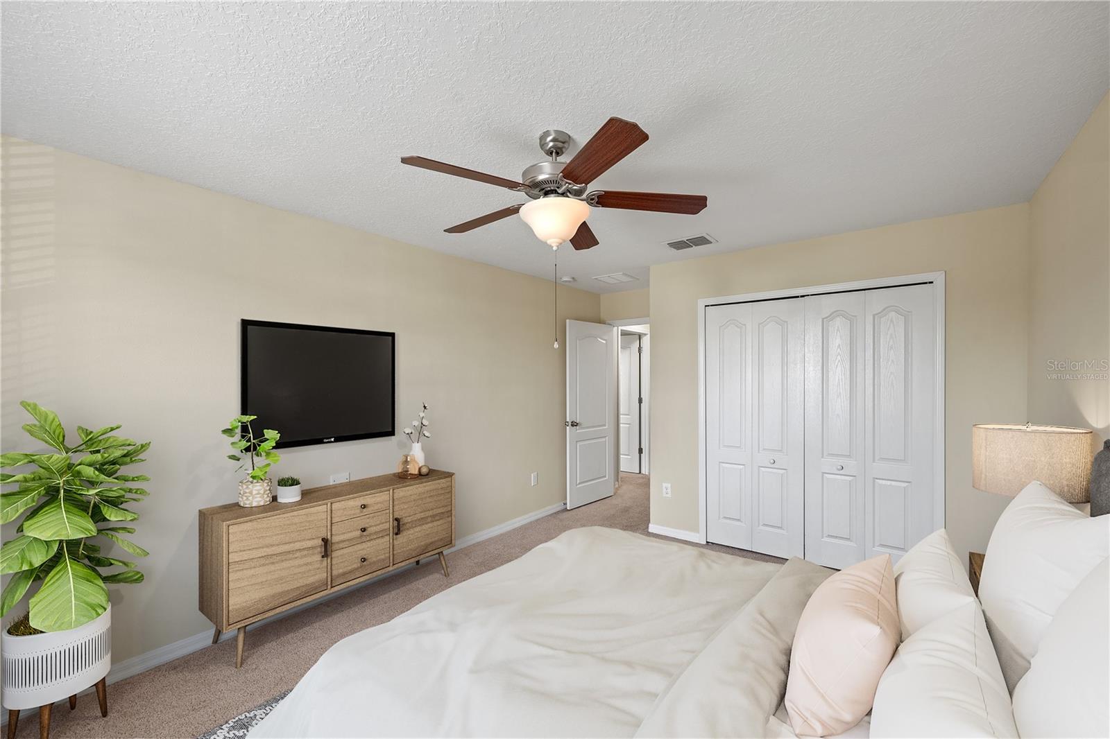 1964 Hawks View, Ruskin, FL 33570