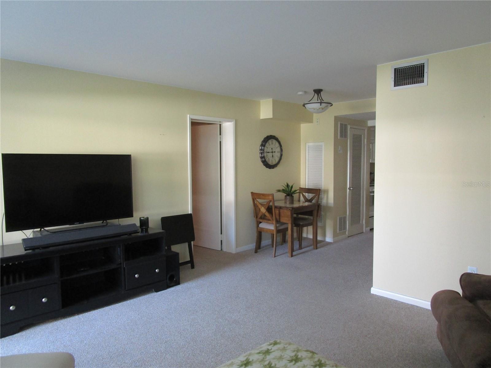 5876 21st Unit 3, St Petersburg, FL 33714