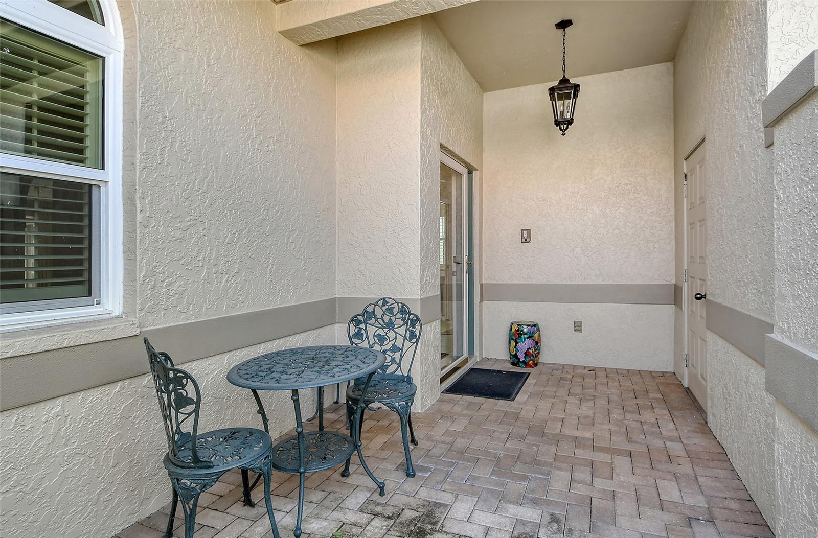 3416 Chelmsford Unit 2, Sarasota, FL 34235