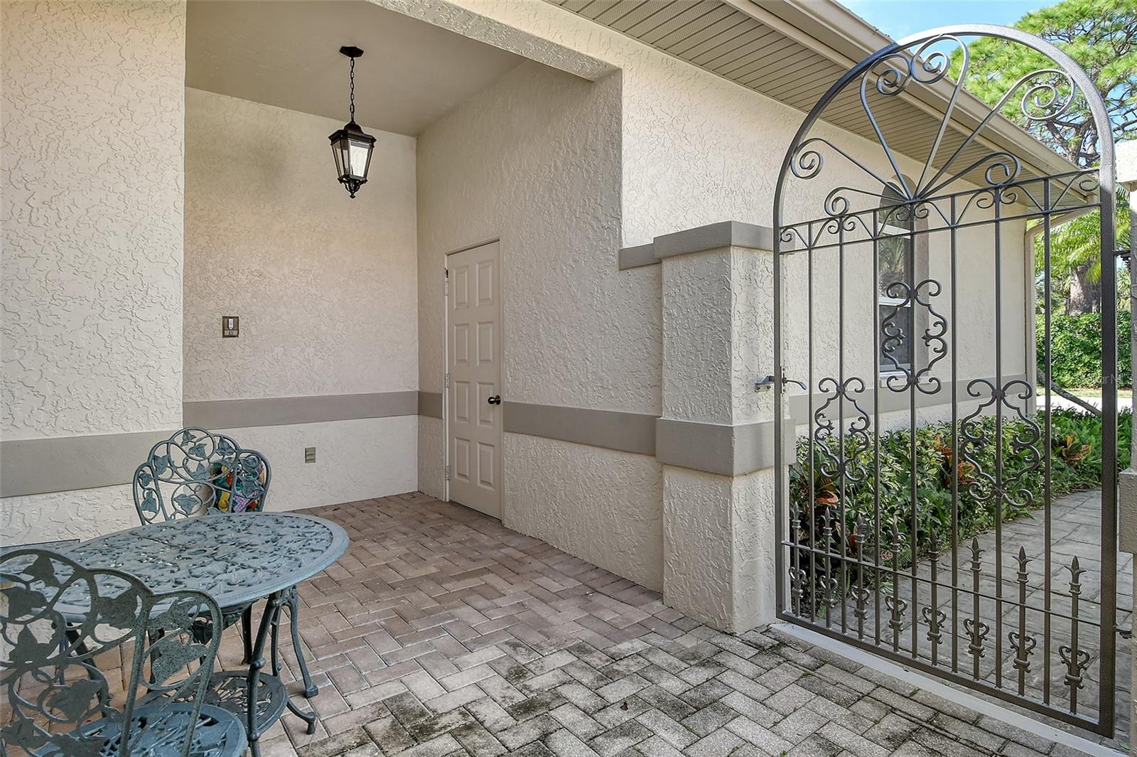 3416 Chelmsford Unit 2, Sarasota, FL 34235