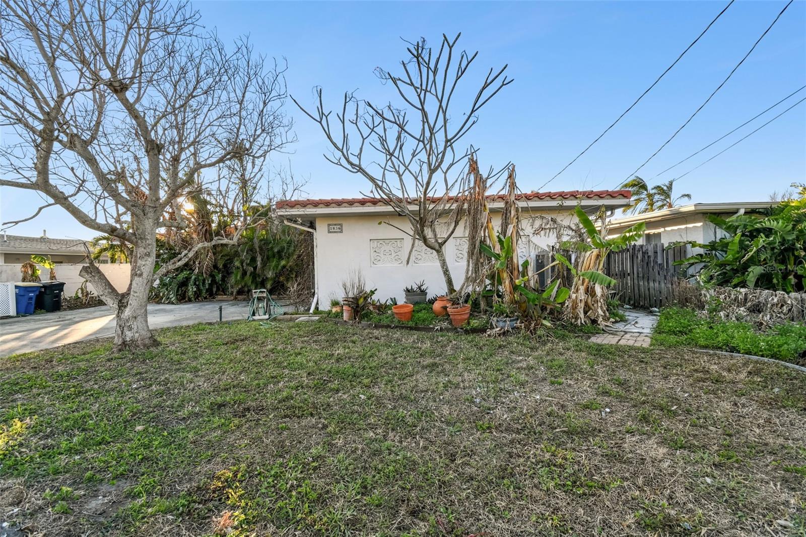 1836 Venetian Point, Clearwater, FL 33755