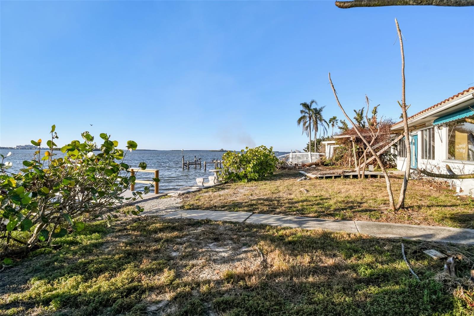 1836 Venetian Point, Clearwater, FL 33755