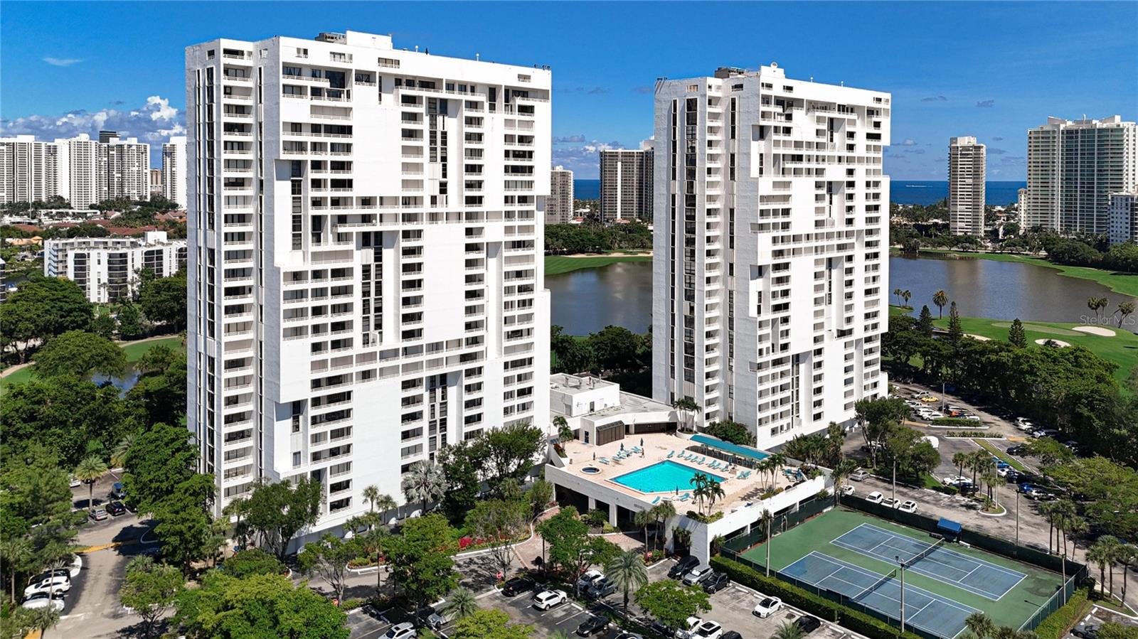 20225 34th Unit 817, Miami, FL 33180