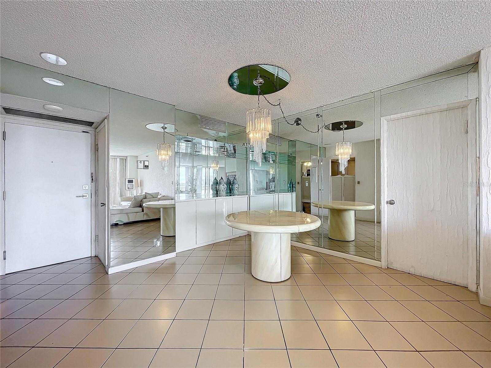 20225 34th Unit 817, Miami, FL 33180