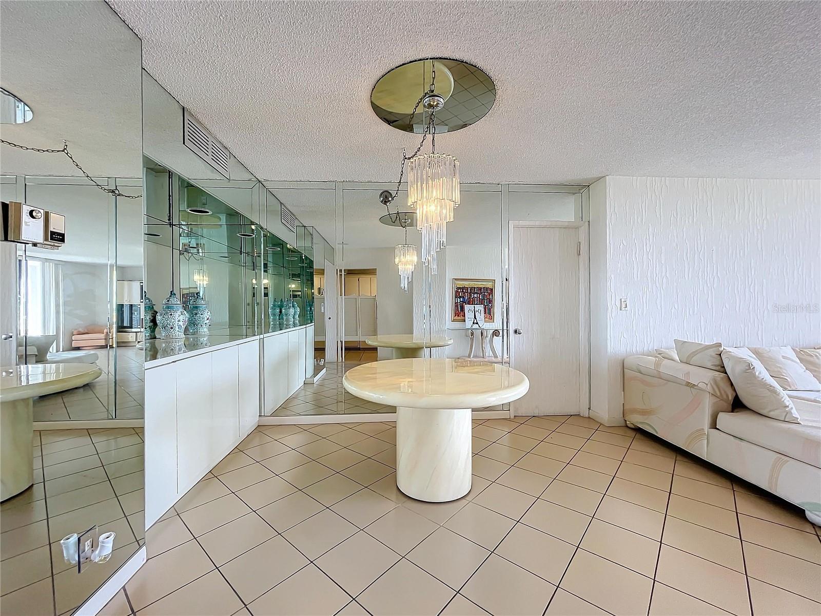 20225 34th Unit 817, Miami, FL 33180