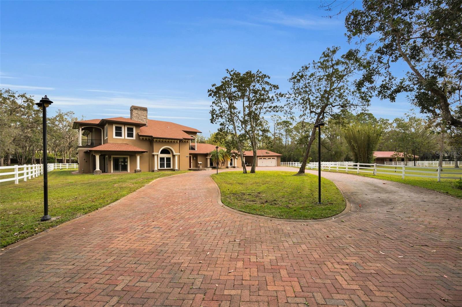249 Dogwood, Tarpon Springs, FL 34688