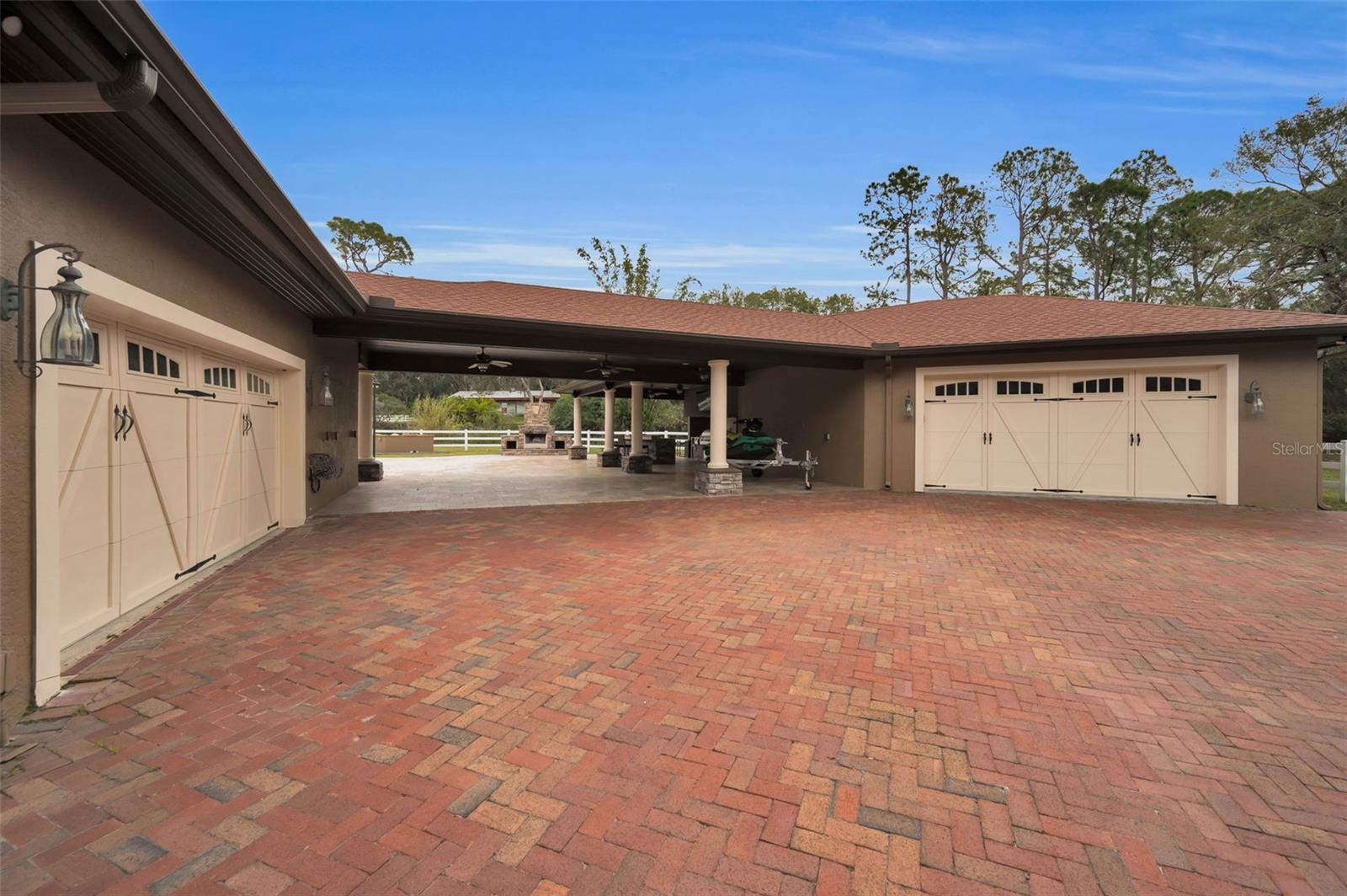 249 Dogwood, Tarpon Springs, FL 34688