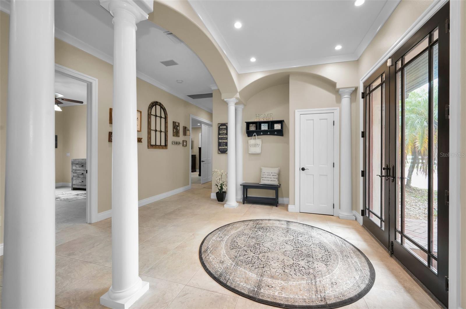 249 Dogwood, Tarpon Springs, FL 34688
