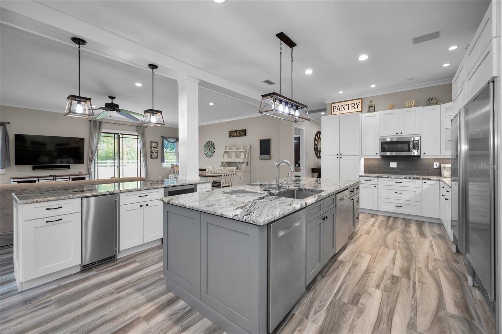 249 Dogwood, Tarpon Springs, FL 34688
