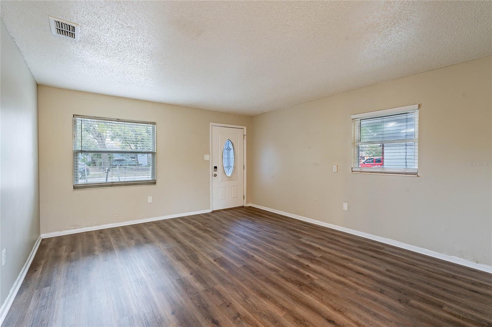 1335 Lescot, Orlando, FL 32811