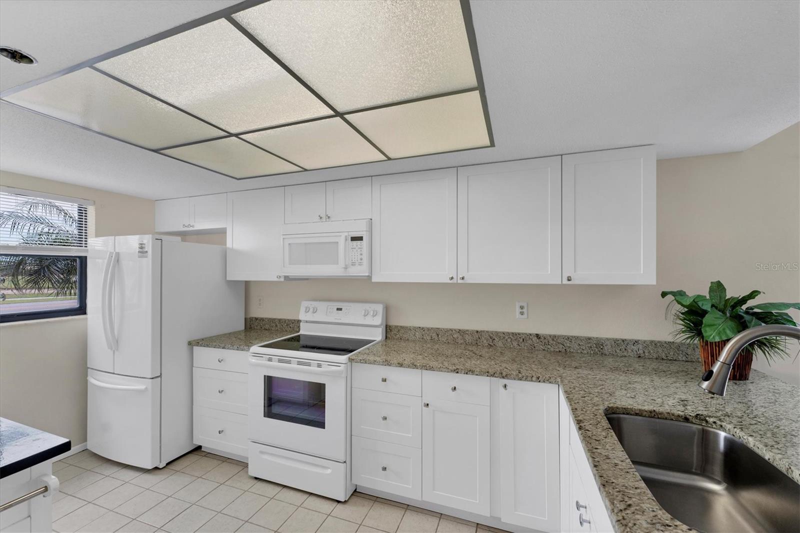104 Capri Isles Unit 112, Venice, FL 34292
