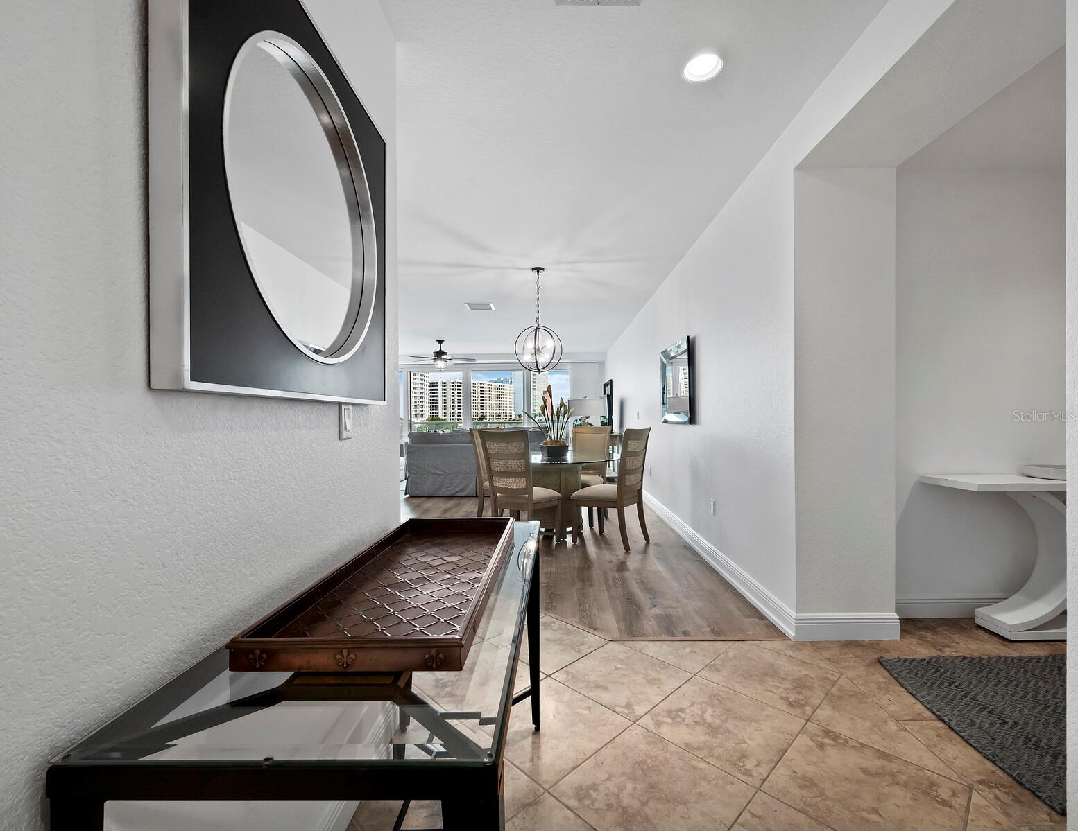 650 Golden Gate Unit 401, Sarasota, FL 34236