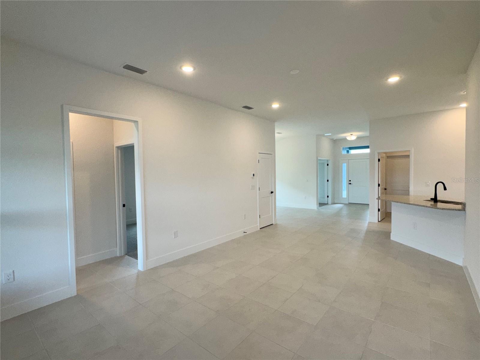 2671 Averland, North Port, FL 34287