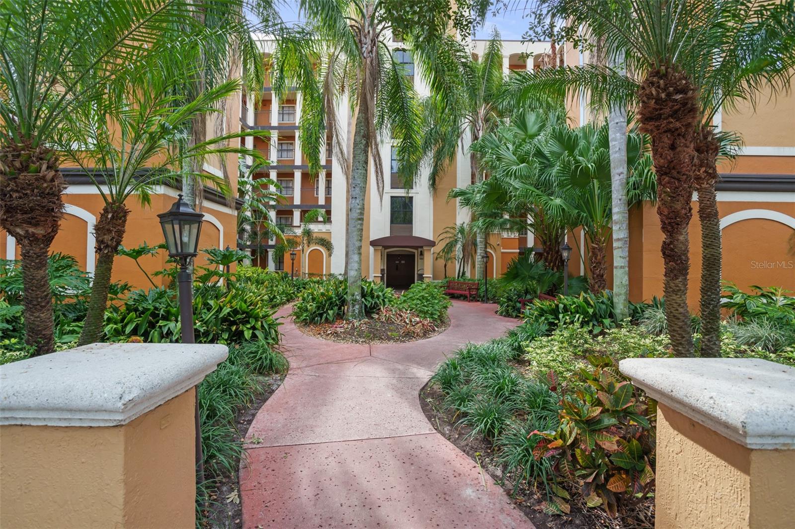 12538 Floridays Resort Unit 411, Orlando, FL 32821