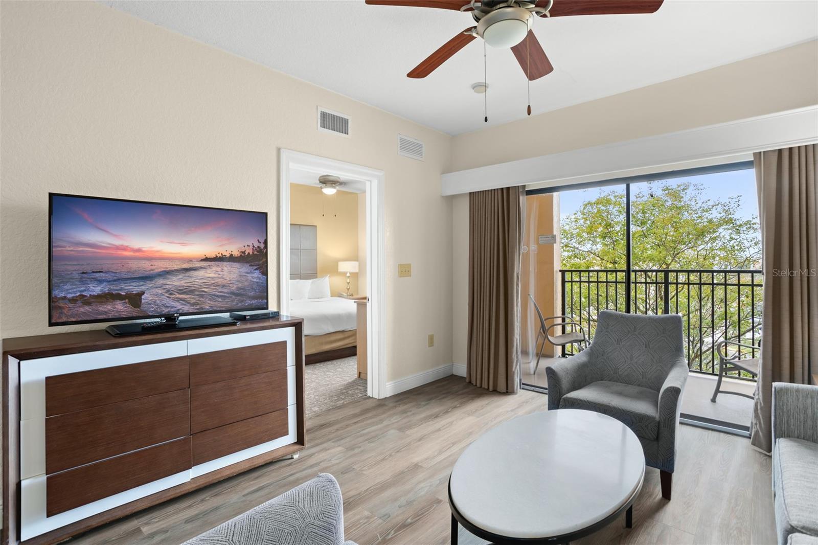 12538 Floridays Resort Unit 411, Orlando, FL 32821