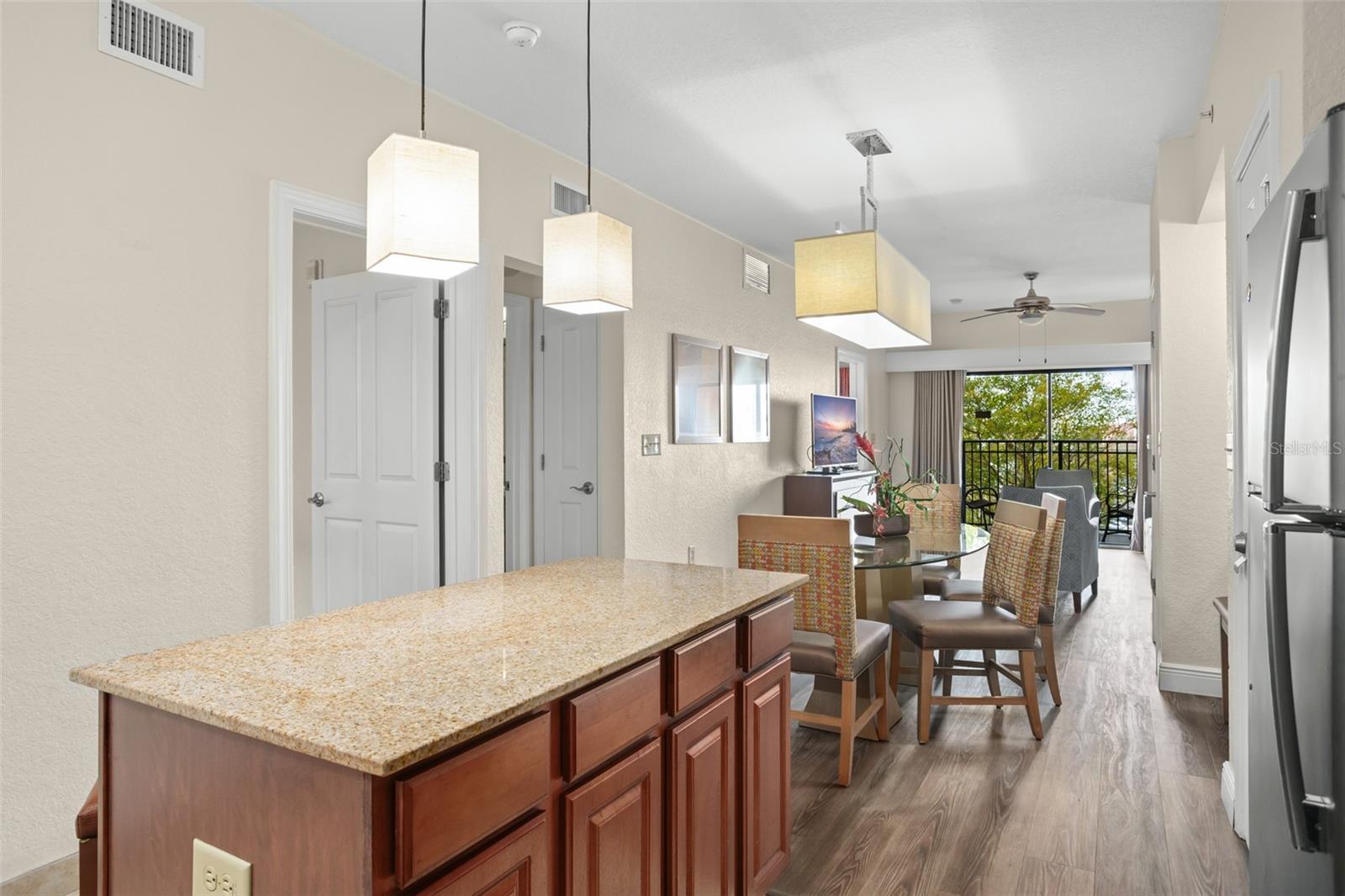 12538 Floridays Resort Unit 411, Orlando, FL 32821